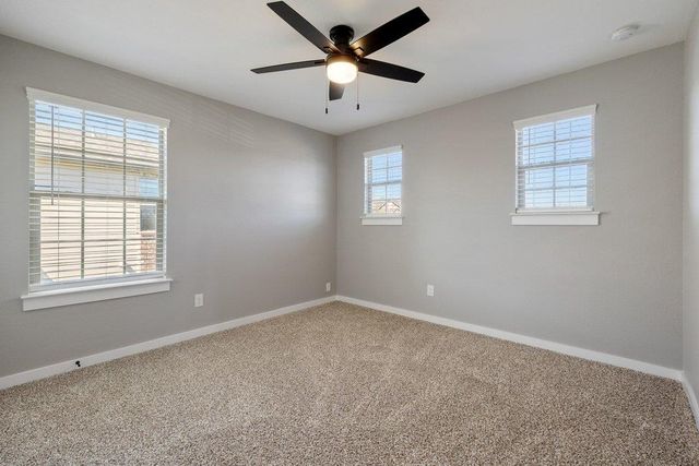 509 Estes PARK, Taylor, TX 76574