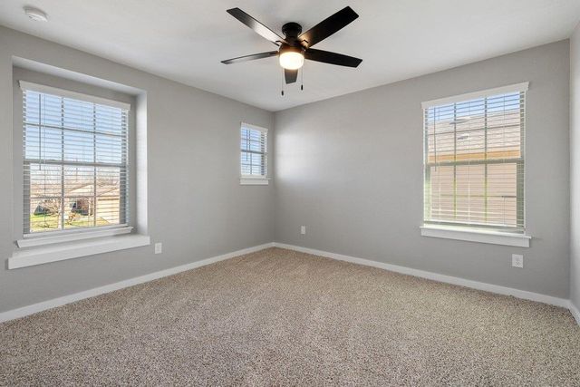 509 Estes PARK, Taylor, TX 76574