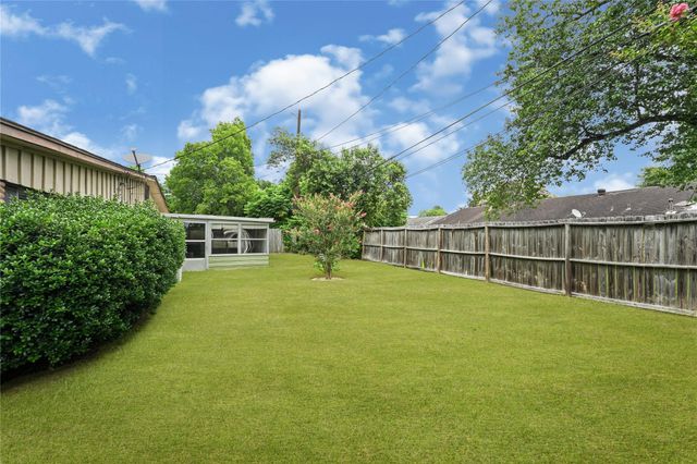 14531 Alkay Street, Houston, TX 77045