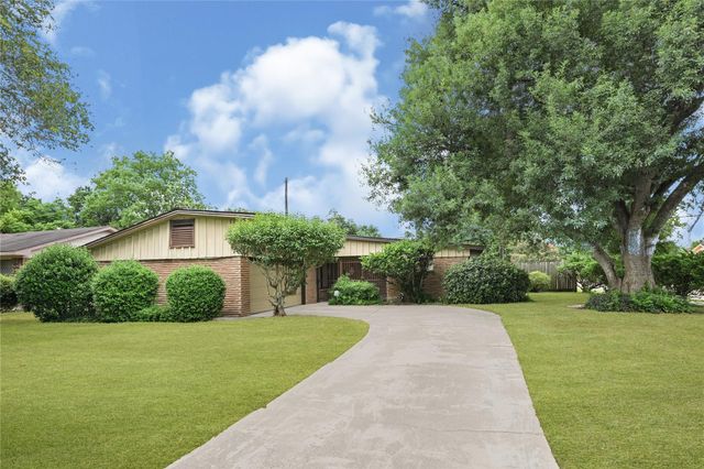 14531 Alkay Street, Houston, TX 77045