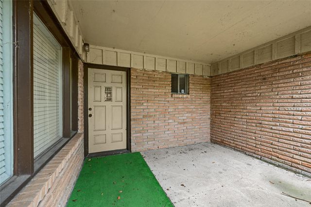 14531 Alkay Street, Houston, TX 77045