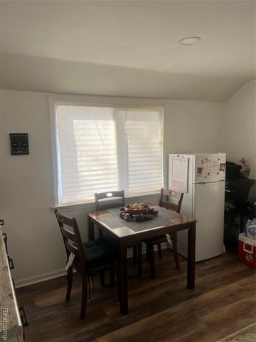 8663 Stout Street, Detroit, MI 48228