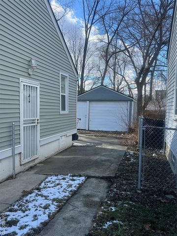 8663 Stout Street, Detroit, MI 48228