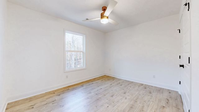 1208 Rooster Ridge Rd, Pleasant View, TN 37146