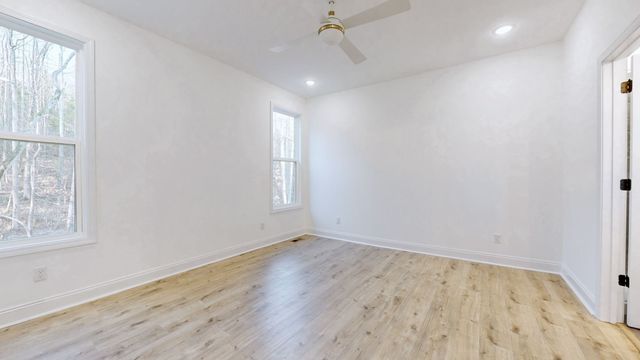 1208 Rooster Ridge Rd, Pleasant View, TN 37146