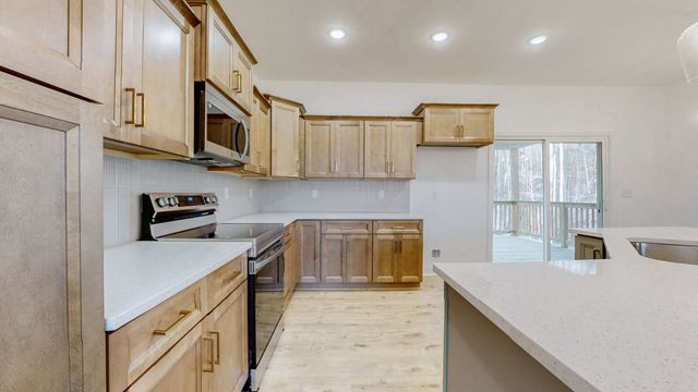 1208 Rooster Ridge Rd, Pleasant View, TN 37146