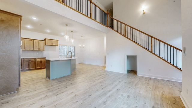 1208 Rooster Ridge Rd, Pleasant View, TN 37146