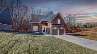 1208 Rooster Ridge Rd, Pleasant View, TN 37146