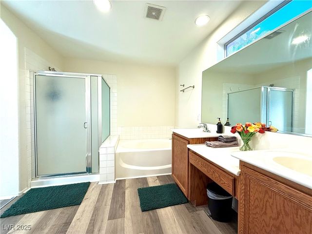 3817 Bayamon Street, Las Vegas, NV 89129