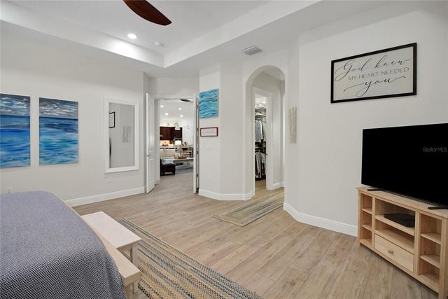 5084 GREENS DRIVE, Lady Lake, FL 32159