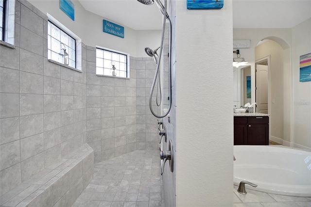 5084 GREENS DRIVE, Lady Lake, FL 32159