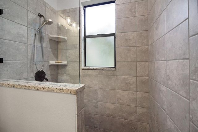 5084 GREENS DRIVE, Lady Lake, FL 32159