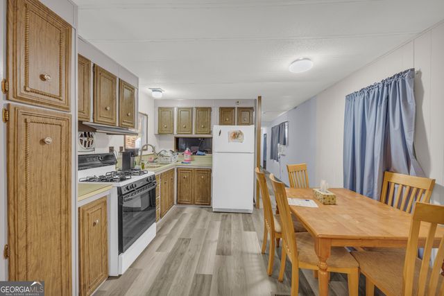 39 Valley View Drive, Lavonia, GA 30553