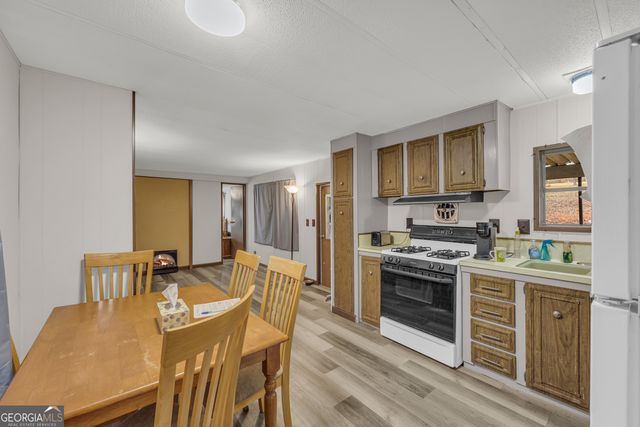 39 Valley View Drive, Lavonia, GA 30553