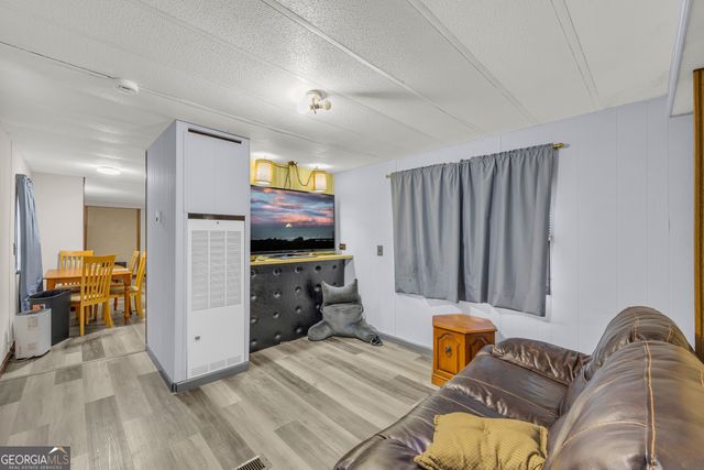 39 Valley View Drive, Lavonia, GA 30553