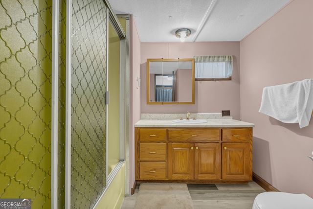 39 Valley View Drive, Lavonia, GA 30553