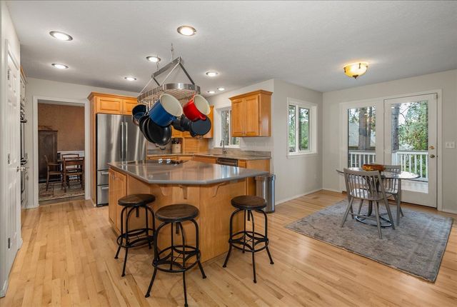 6614 S Westchester Dr, Spokane, WA 99223