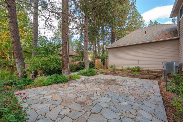 6614 S Westchester Dr, Spokane, WA 99223