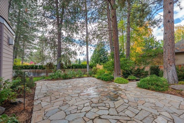 6614 S Westchester Dr, Spokane, WA 99223