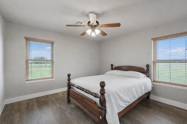 11541 Old Dallas Road, West, TX 76691