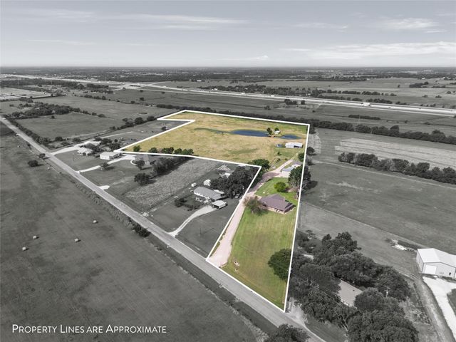 11541 Old Dallas Road, West, TX 76691