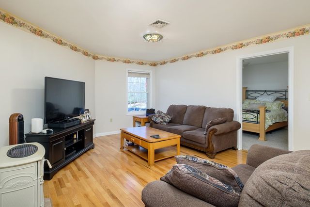 118 Secretariat Way Unit 204, Rochester, NH 03867