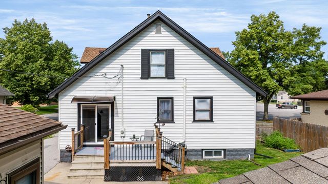 615 Pine Street, Essexville, MI 48732