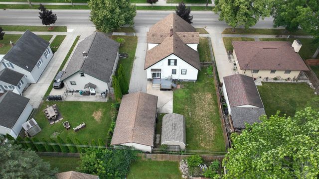 615 Pine Street, Essexville, MI 48732