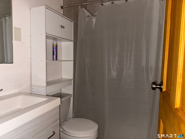 250 North Bishop Avenue 27, Bridgeport, CT 06610