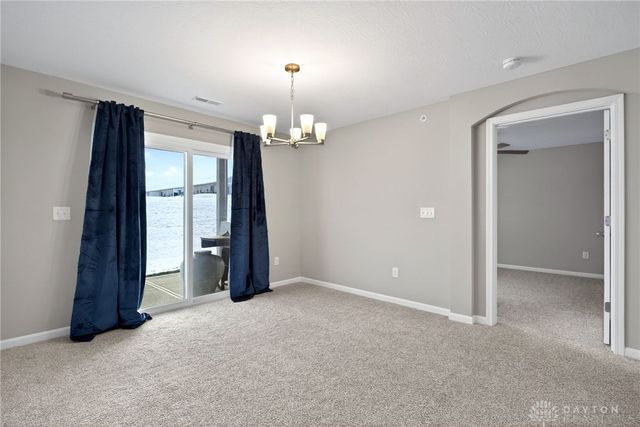 1687 S Golden Clove Bend, Sugarcreek Twp, OH 45459