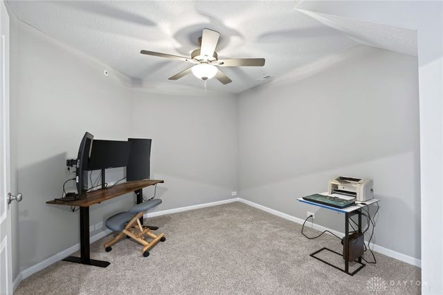 1687 S Golden Clove Bend, Sugarcreek Twp, OH 45459