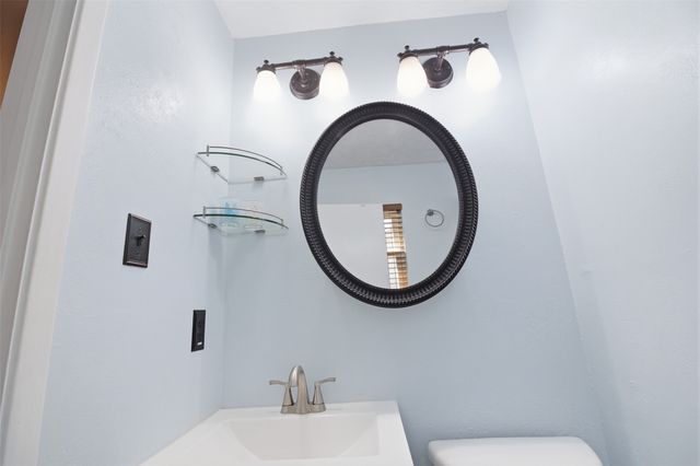 1018 Princeton Place, Cleburne, TX 76033