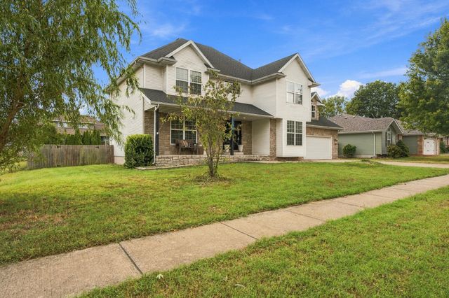 350 E Halsey Street, Republic, MO 65738