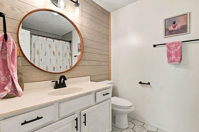 350 E Halsey Street, Republic, MO 65738