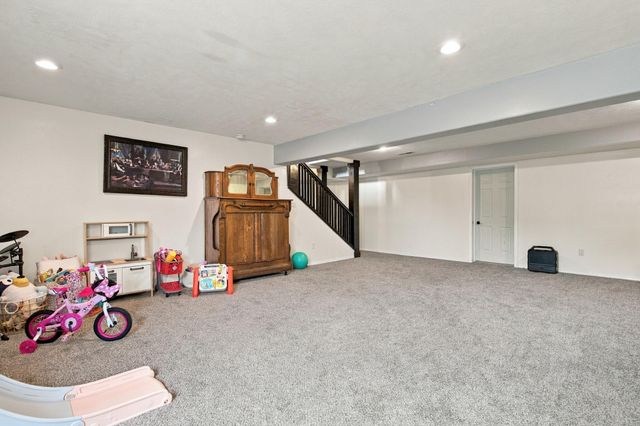350 E Halsey Street, Republic, MO 65738