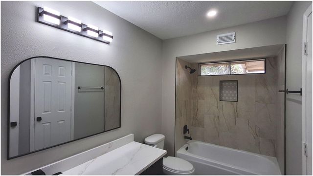 1415 Pine Forest Drive, Pearland, TX 77581