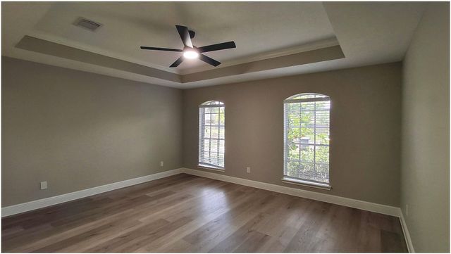 1415 Pine Forest Drive, Pearland, TX 77581
