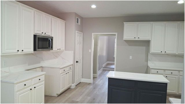 1415 Pine Forest Drive, Pearland, TX 77581