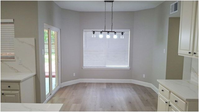1415 Pine Forest Drive, Pearland, TX 77581