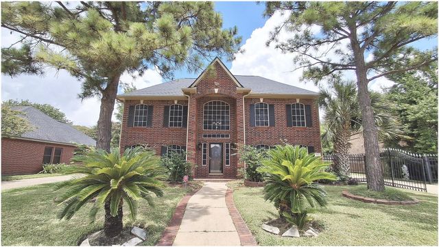 1415 Pine Forest Drive, Pearland, TX 77581