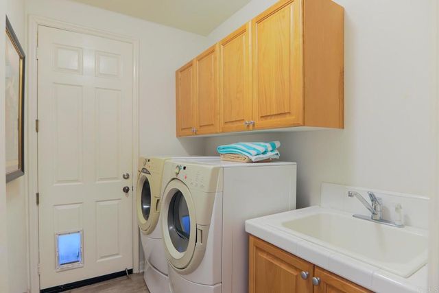 8134 Santaluz Village Green N., San Diego, CA 92127