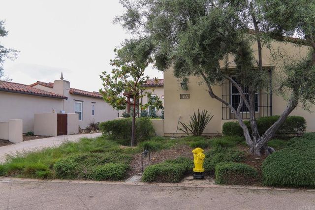 8134 Santaluz Village Green N., San Diego, CA 92127