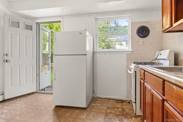 1056 Arthur Street, Uniondale, NY 11553