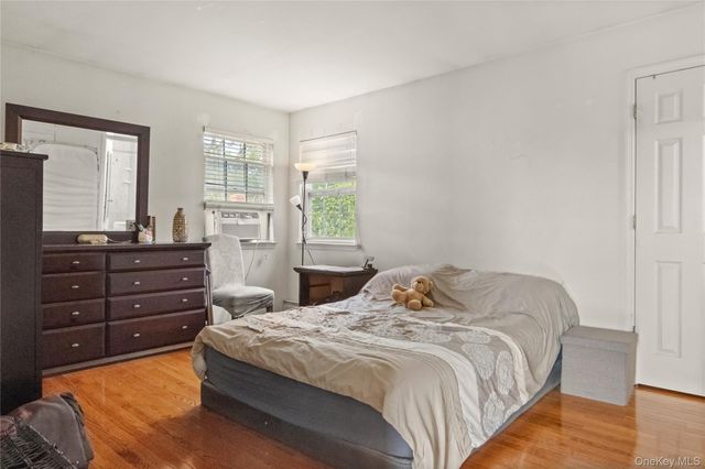 1056 Arthur Street, Uniondale, NY 11553