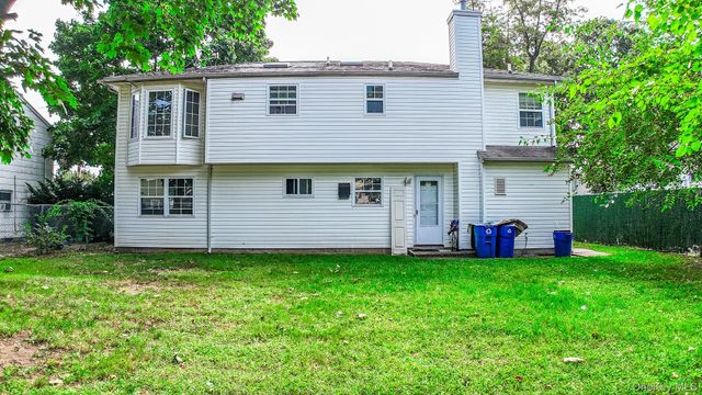 1056 Arthur Street, Uniondale, NY 11553