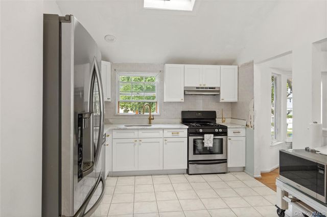 1056 Arthur Street, Uniondale, NY 11553