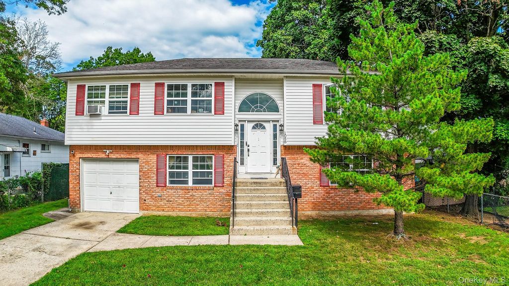 1056 Arthur Street, Uniondale, NY 11553 — exterior
