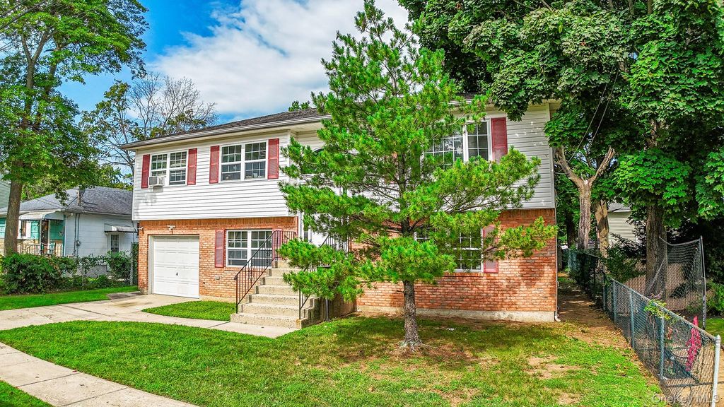 1056 Arthur Street, Uniondale, NY 11553 — photo 3