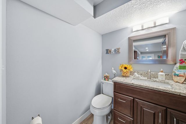 8314 Lakeshore Drive, Dexter, IA 50070