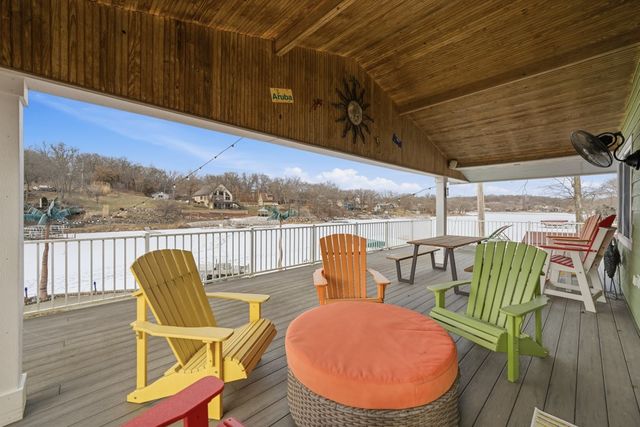 8314 Lakeshore Drive, Dexter, IA 50070